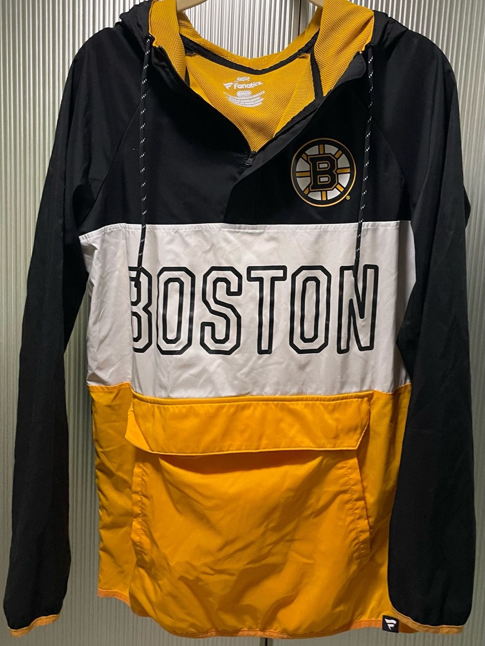 Fanatics Boston Bruins NHL Men's 1/4 Zip Pullover Black White Yellow Size S